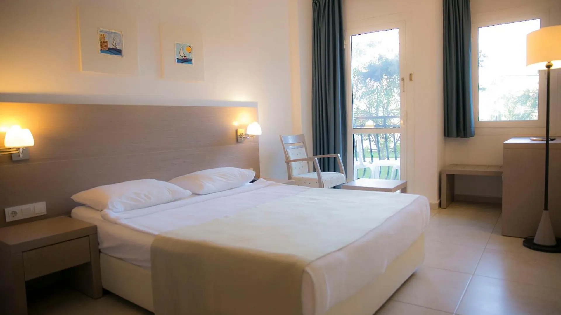 Bodrum Seaside Beach Club Hotel